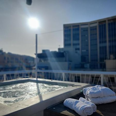 Unique Solar Penthouse With Jacuzzi And Sauna In Central Athens Lägenhet Exteriör bild